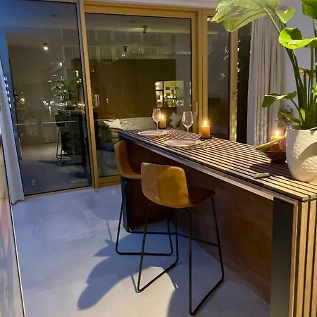 New Modern Studio *